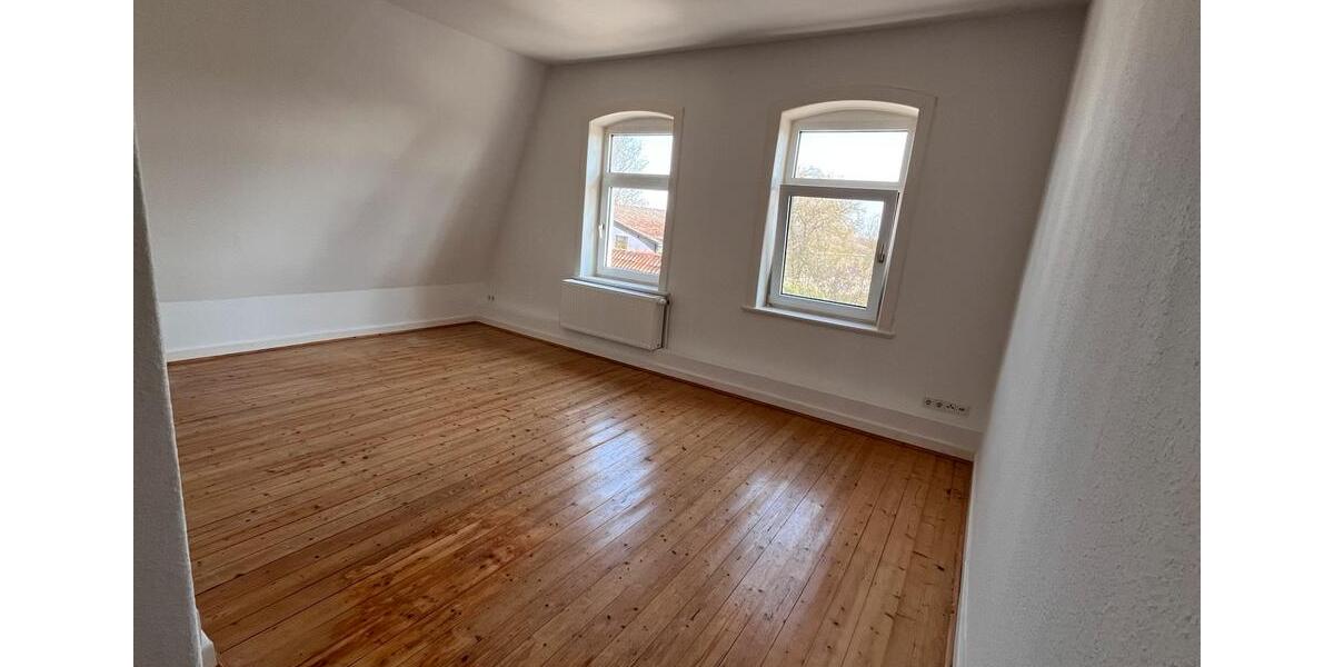 Etagenwohnung Isernhagen - 6 Zimmer, 190 m&sup2;, 1.249&euro; | Angebot:26705850