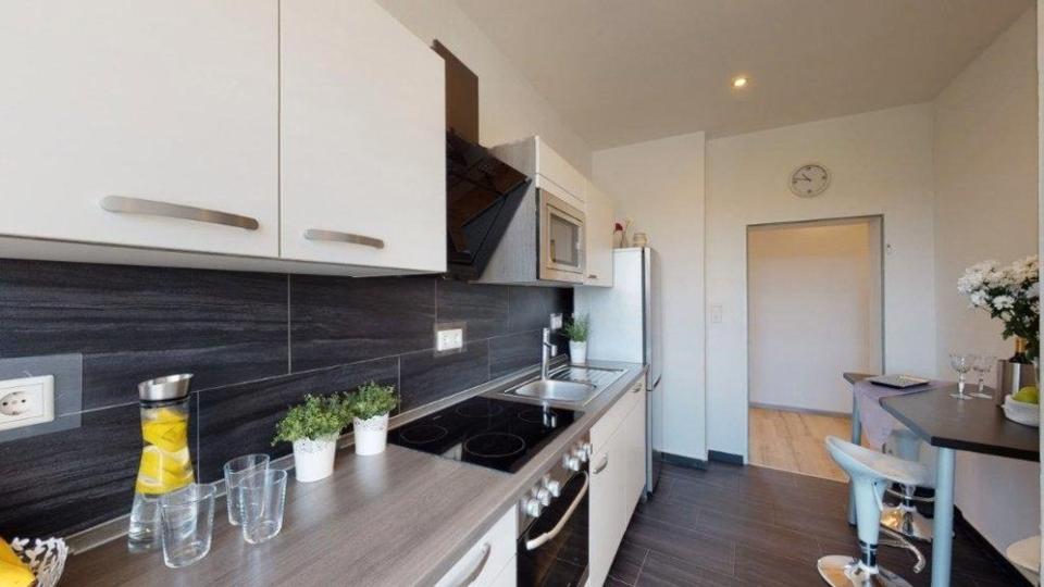Wohnen auf Zeit Kassel Philippinenhof-Warteberg - 4 Zimmer, 22 m&sup2;, 384&euro; | Angebot:26220196
