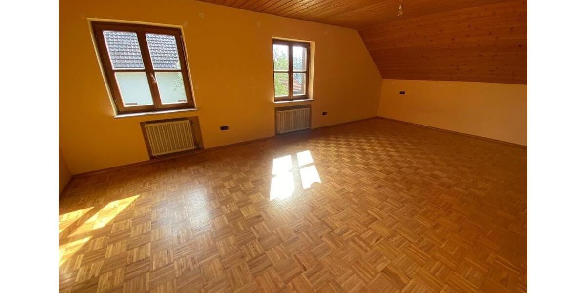 Dachgeschoßwohnung Niederviehbach - 1 Zimmer, 30 m&sup2;, 550&euro; | Angebot:24637794