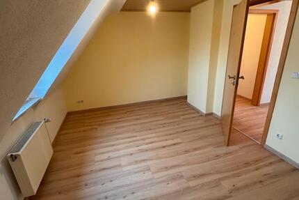 Wohnung Weißenthurm - 5 Zimmer, 117 m&sup2;, 900&euro; | Angebot:26277400