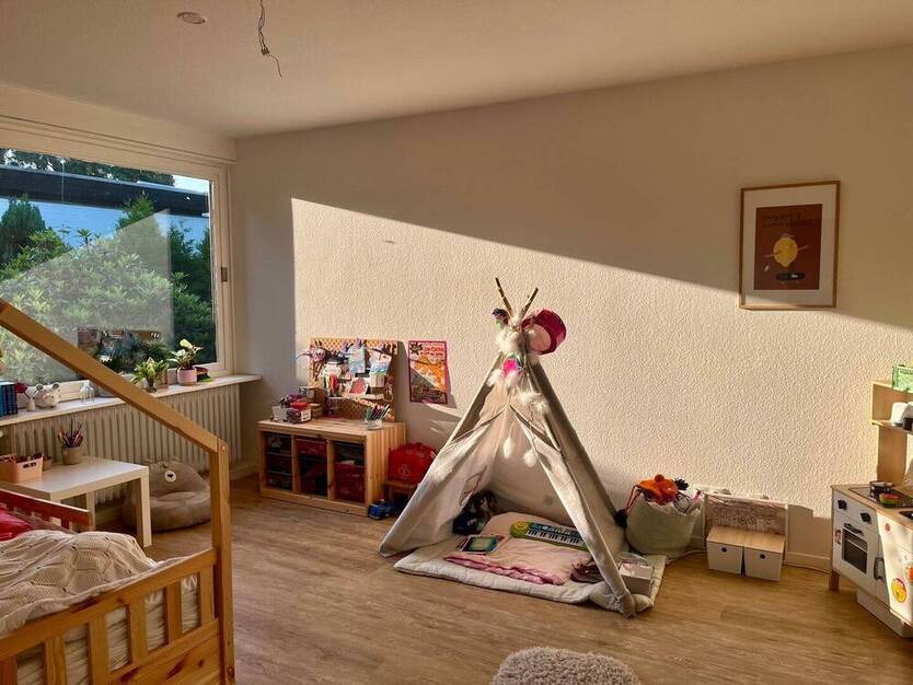 ***HOLM-SEPPENSEN***BUNGALOW MIT TRAUMHAFTEM GARTEN ZU VERMIETEN***