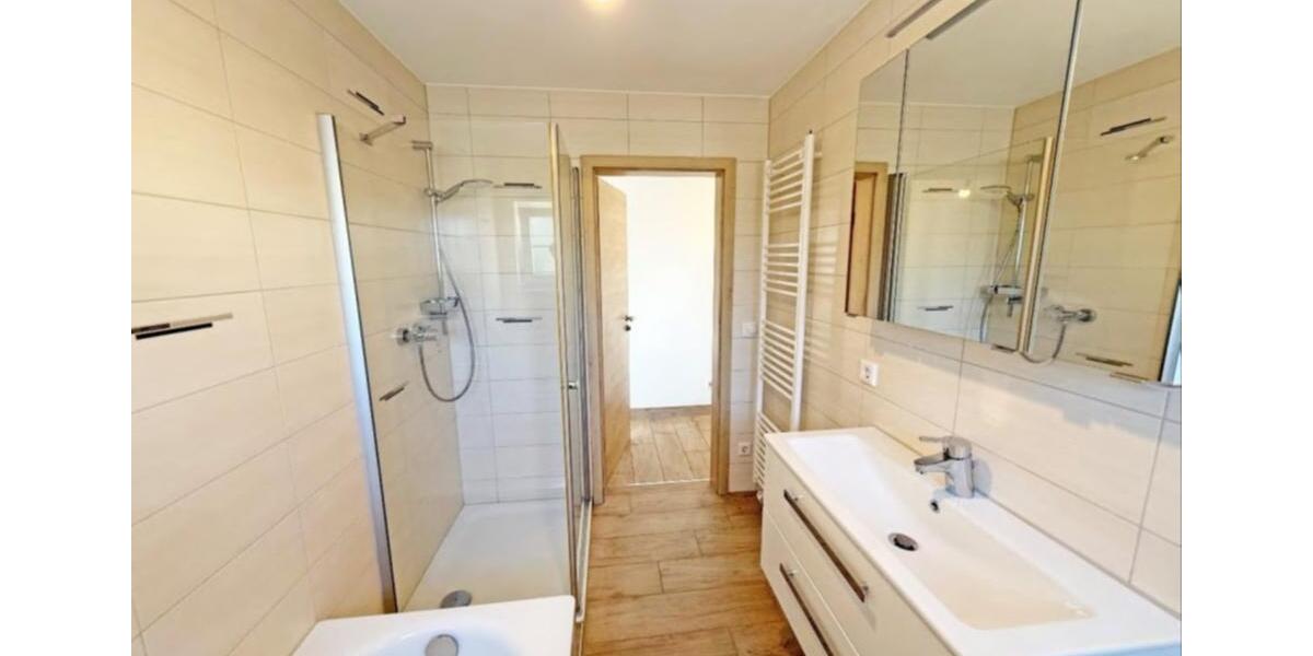 Erdgeschoßwohnung Beilngries - 3 Zimmer, 75 m&sup2;, 750&euro; | Angebot:25995132