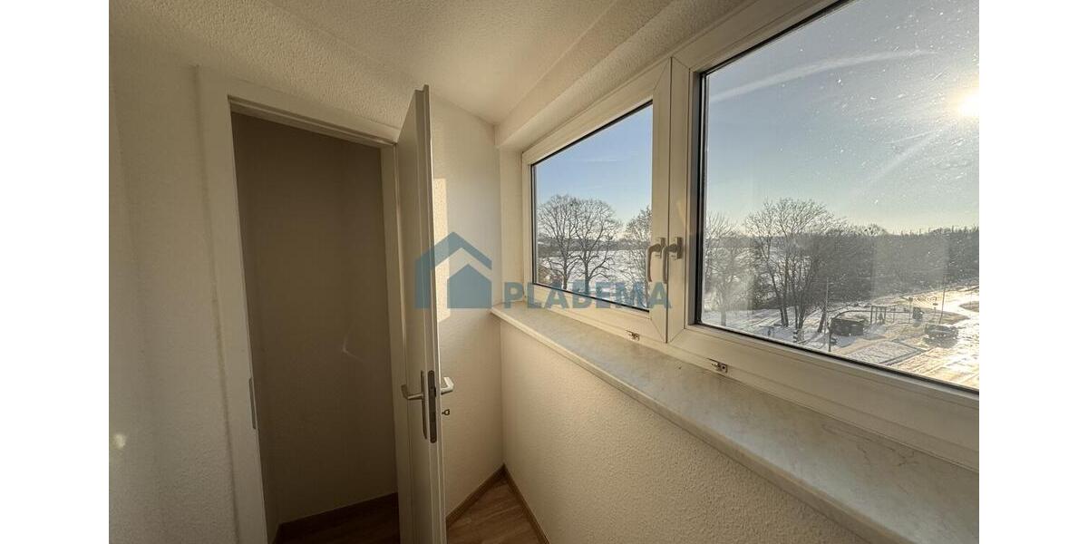 Dachgeschoßwohnung Stralsund Langendorfer Berg - 2 Zimmer, 70 m&sup2;, 875&euro; | Angebot:24510697