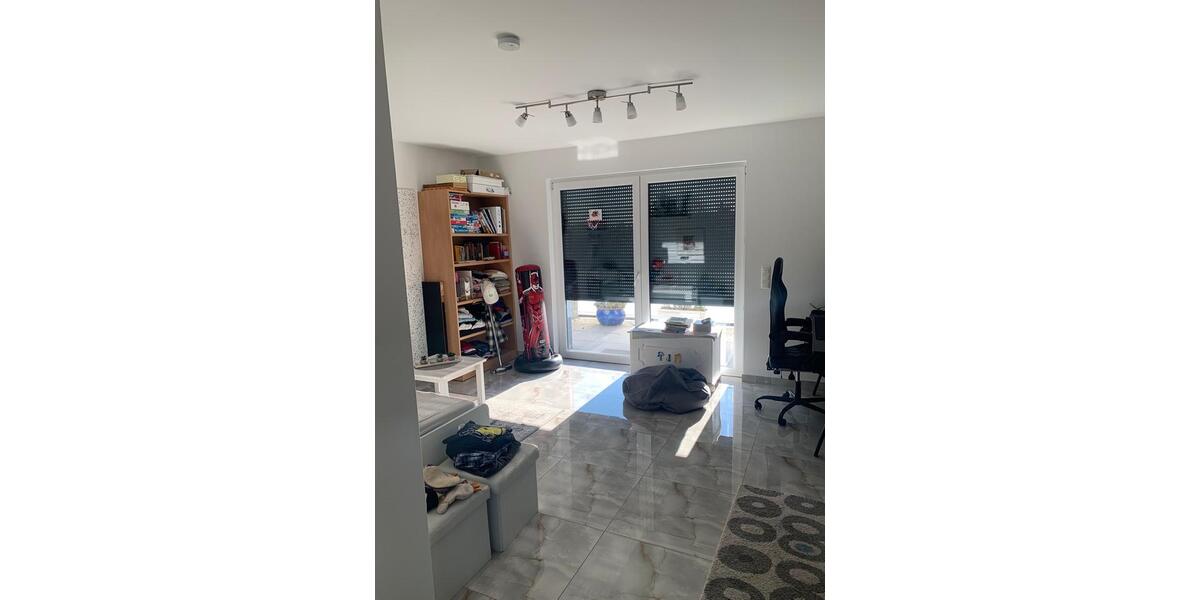 Terrassenwohnung Mainz Ebersheim - 4 Zimmer, 152 m&sup2;, 1.900&euro; | Angebot:24751791