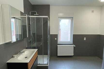 Wohnung Kaiserslautern Betzenberg - 3 Zimmer, 80 m&sup2;, 1.250&euro; | Angebot:27063736