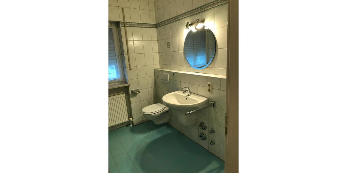 Hochparterre Straubing - 3 Zimmer, 85 m&sup2;, 810&euro; | Angebot:26664500