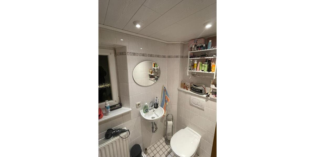 Wohnen auf Zeit Ebsdorfergrund - 1 Zimmer, 12 m&sup2;, 340&euro; | Angebot:25714290