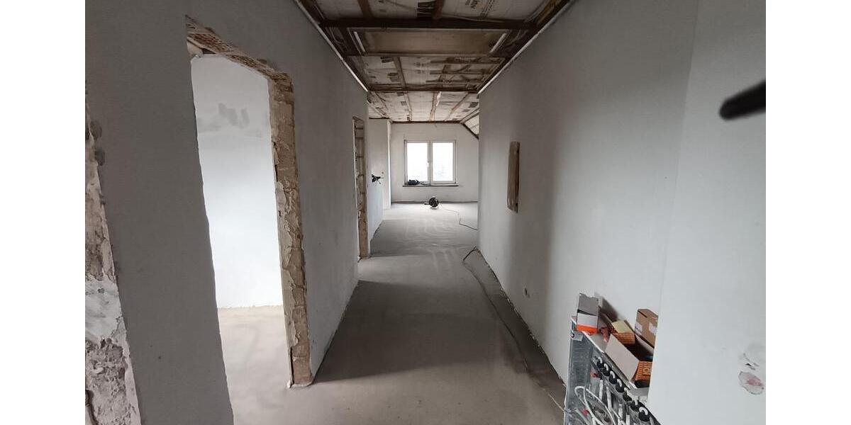 Dachgeschoßwohnung Osloß - 4 Zimmer, 72 m&sup2;, 750&euro; | Angebot:25943340