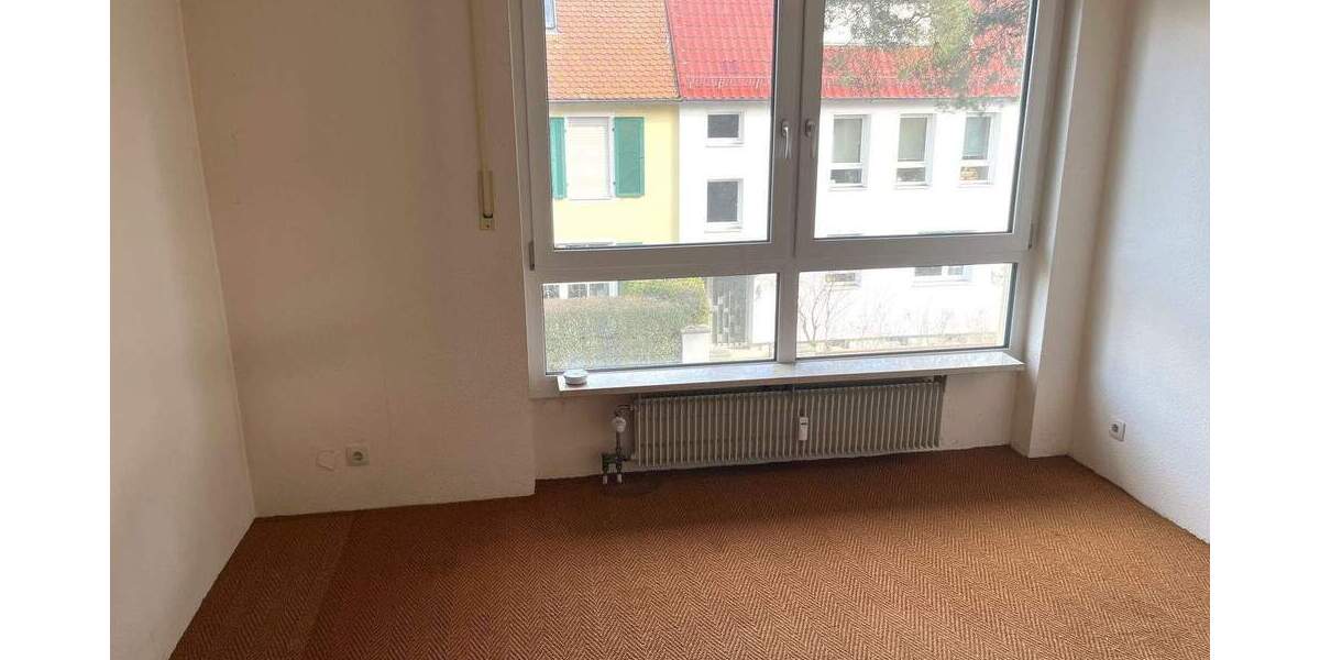 Etagenwohnung Nürnberg Zerzabelshof - 4 Zimmer, 115 m&sup2;, 1.350&euro; | Angebot:26672598