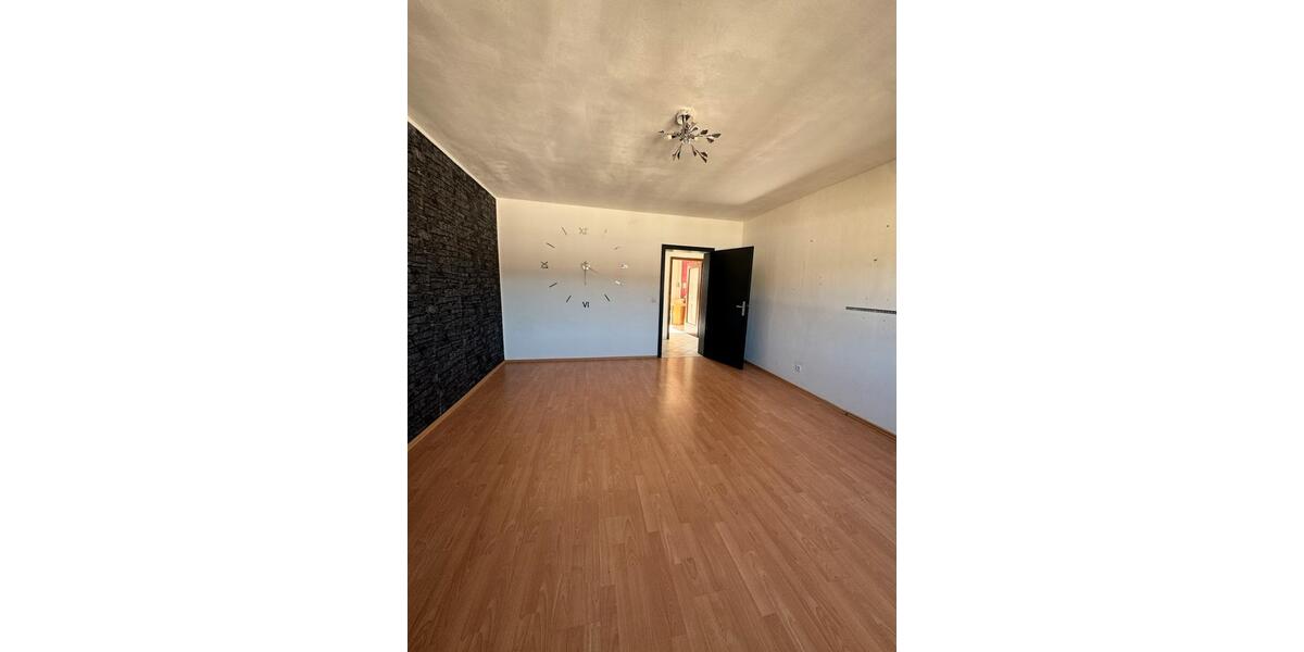 Etagenwohnung Mannheim Rheinau - 3 Zimmer, 85 m&sup2;, 1.250&euro; | Angebot:26345317