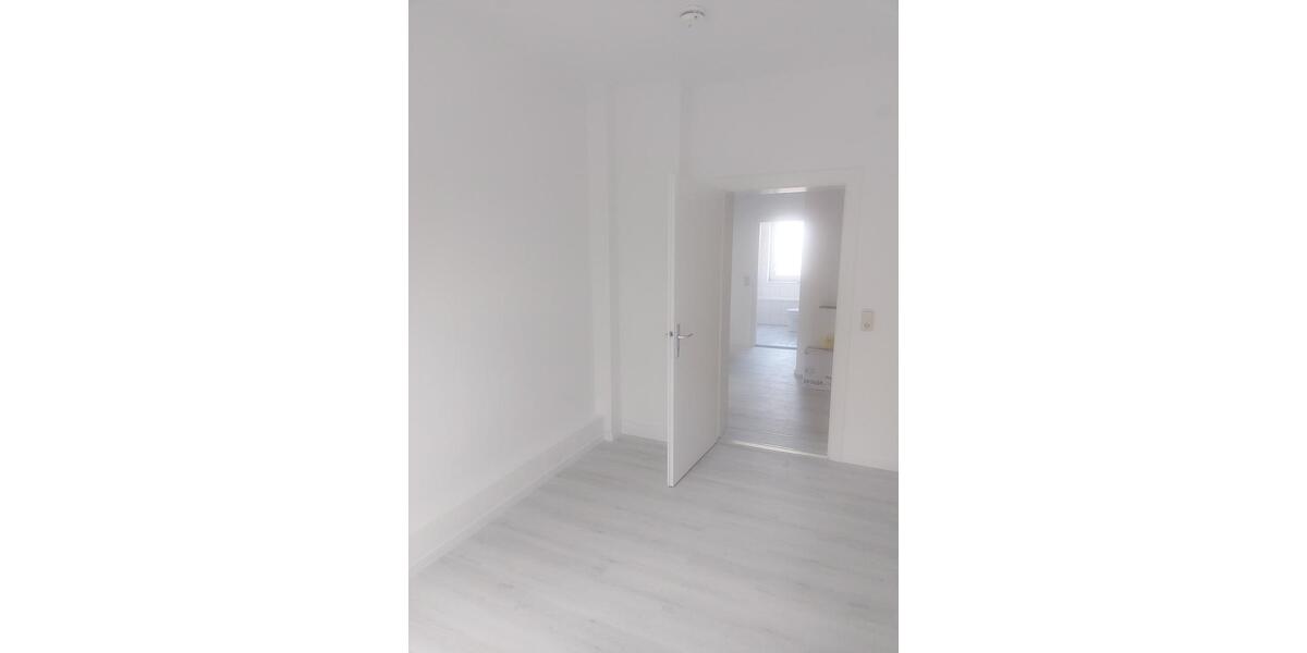 Große 2-Zimmer-Wohnung in zentraler Lage zu vermieten 2 zimmer