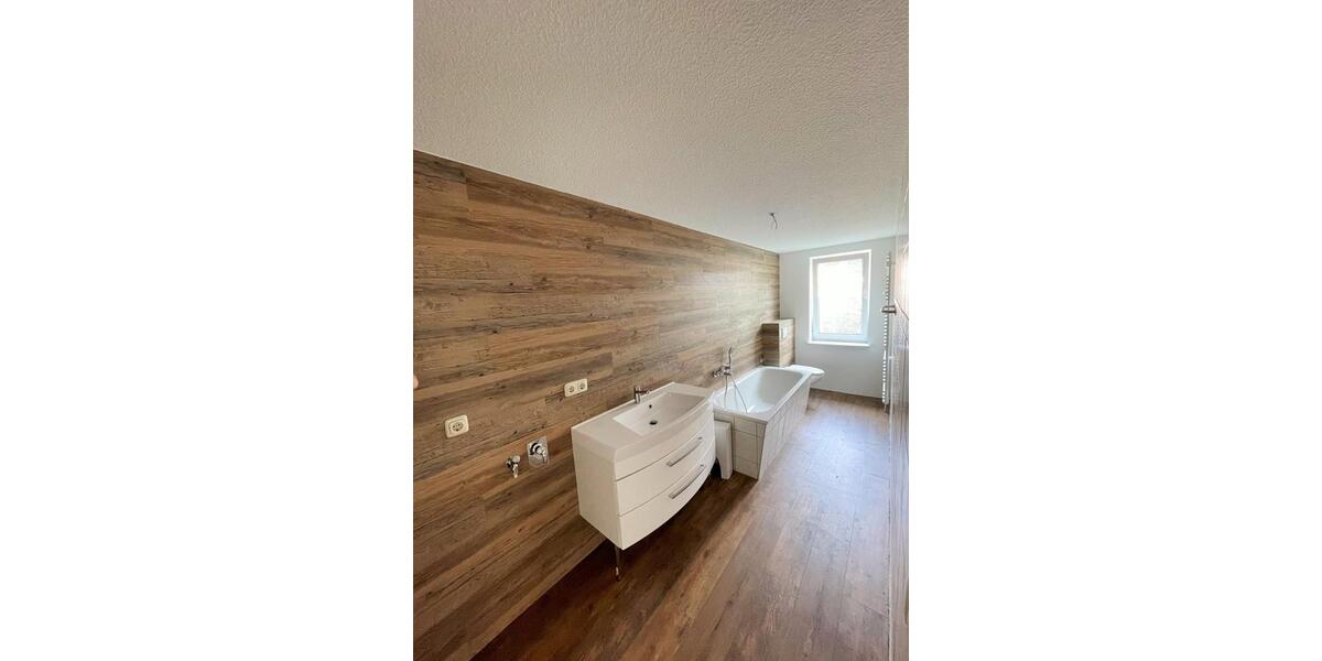 Erdgeschoßwohnung Dömitz - 3 Zimmer, 86 m&sup2;, 645&euro; | Angebot:23039013