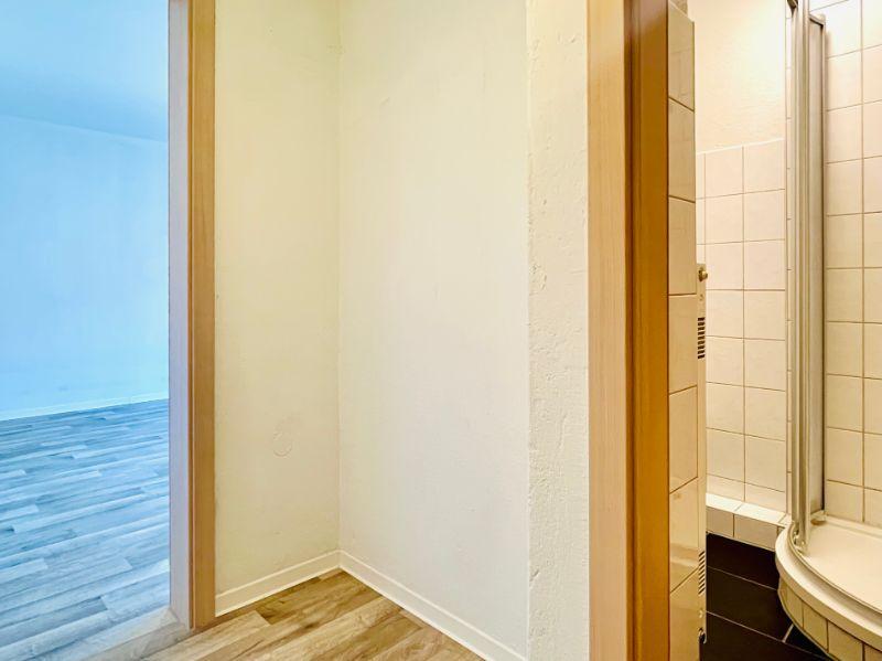 Erdgeschoßwohnung Freital - 1 Zimmer, 24 m&sup2;, 196&euro; | Angebot:25640289