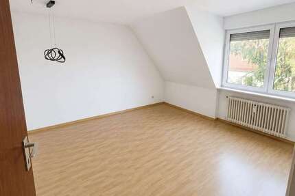 Wohnung Nürnberg Holzheim - 3 Zimmer, 60 m&sup2;, 660&euro; | Angebot:27069012