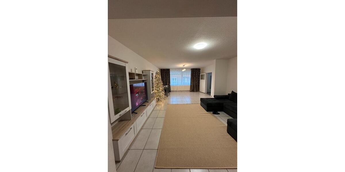 Etagenwohnung Kisdorf - 3 Zimmer, 100 m&sup2;, 1.250&euro; | Angebot:24876340