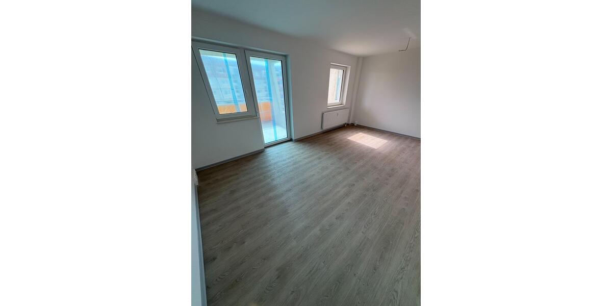 Etagenwohnung Malchin - 3 Zimmer, 70 m&sup2;, 661&euro; | Angebot:21800638