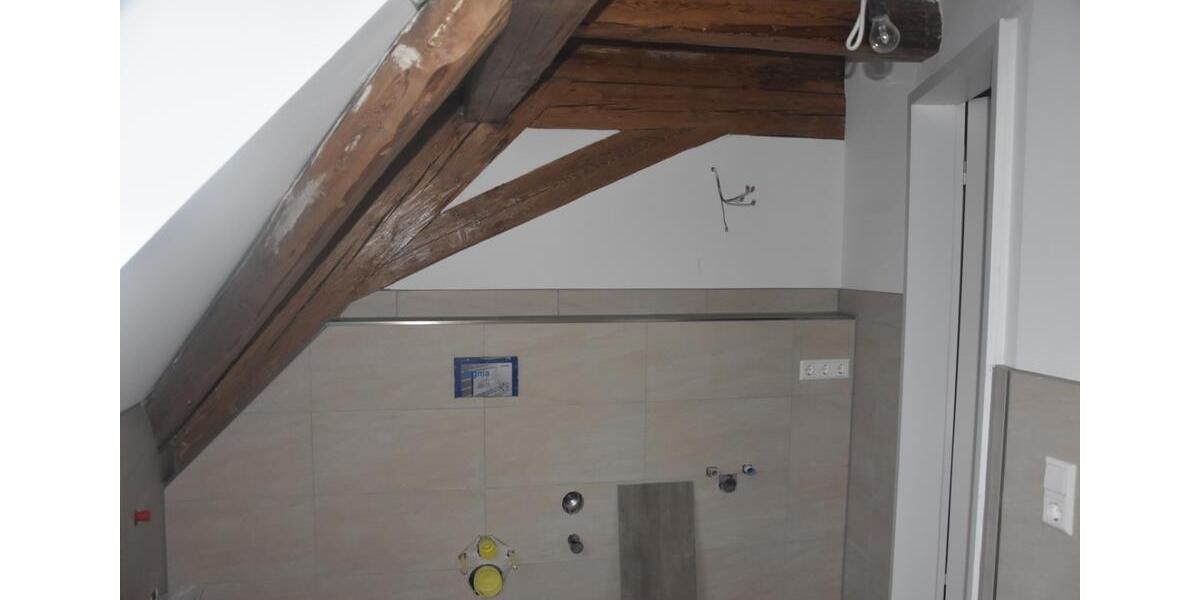 Dachgeschoßwohnung Bad Schussenried - 2 Zimmer, 88 m&sup2;, 1.100&euro; | Angebot:24842589