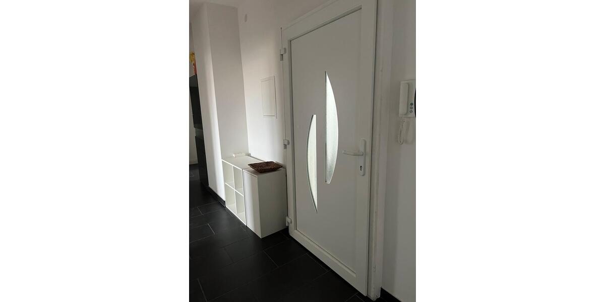 Neugründung einer 3er Wg nahe der Uni pro Person 1,5 Zimmer 3 zimmer