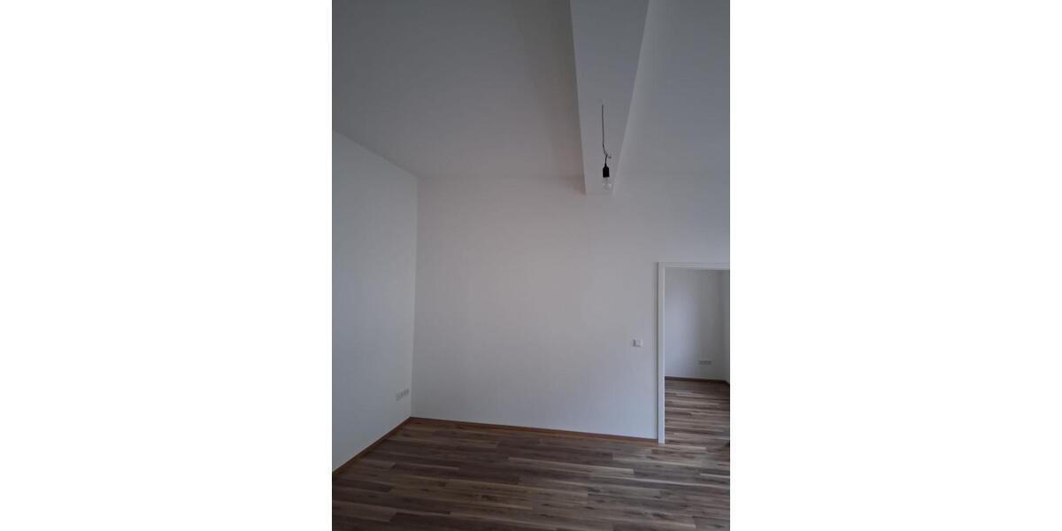 Etagenwohnung Sonneberg - 3 Zimmer, 80 m&sup2;, 650&euro; | Angebot:24979778