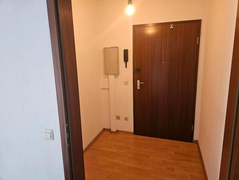 Stilvolle 2-Zimmer-Wohnung mit Balkon und Einbauküche