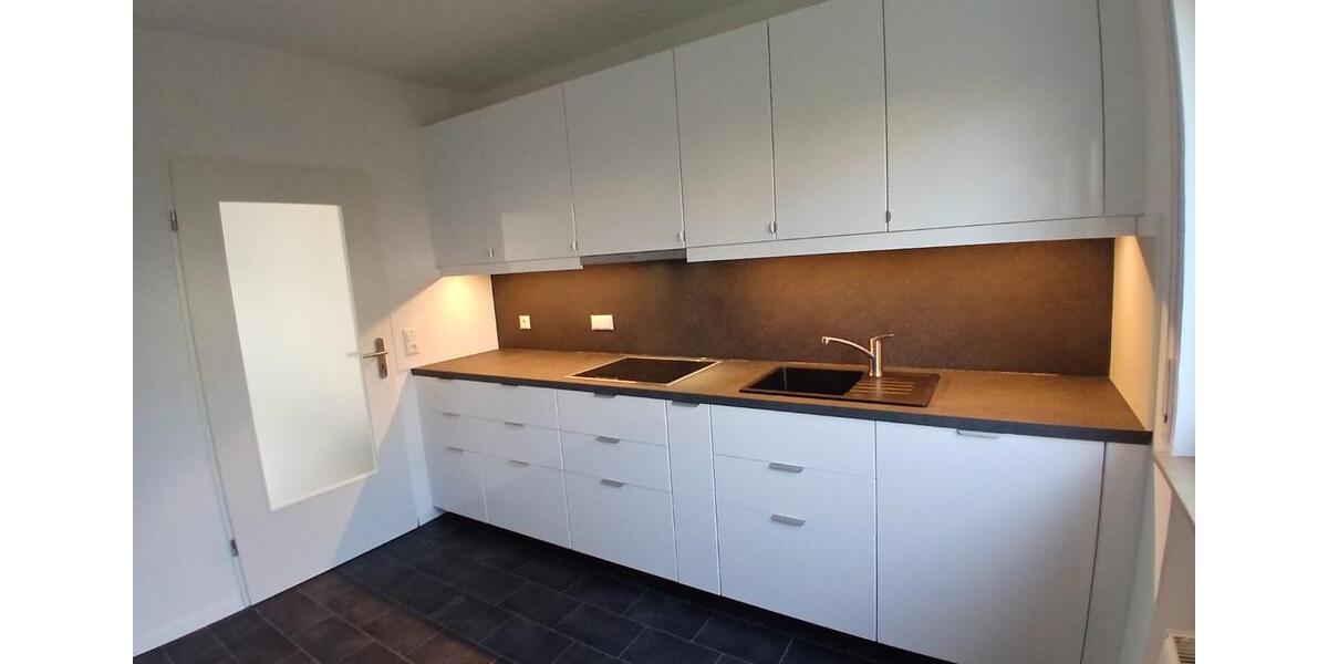 Etagenwohnung Lemgo - 4 Zimmer, 116 m&sup2;, 1.200&euro; | Angebot:26044708