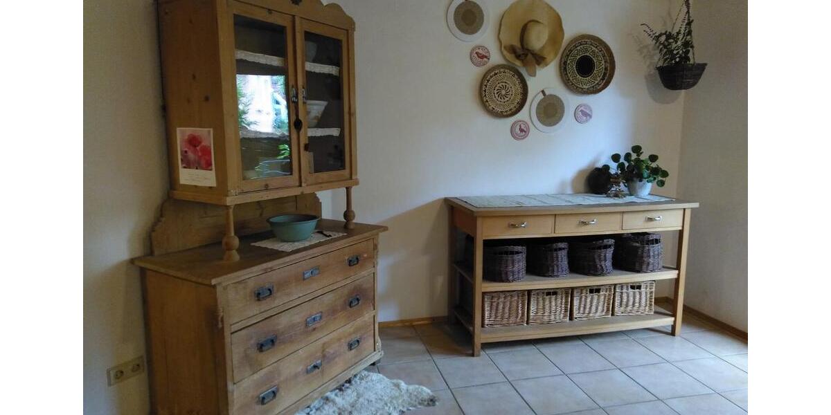 Wohnen auf Zeit Stockach - 2.5 Zimmer, 75 m&sup2;, 1.200&euro; | Angebot:26696026