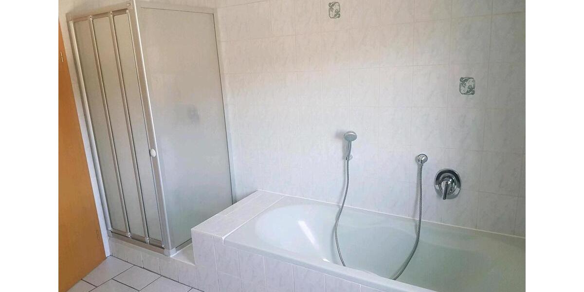 Dachgeschoßwohnung Walderbach - 4 Zimmer, 120 m&sup2;, 750&euro; | Angebot:26023297