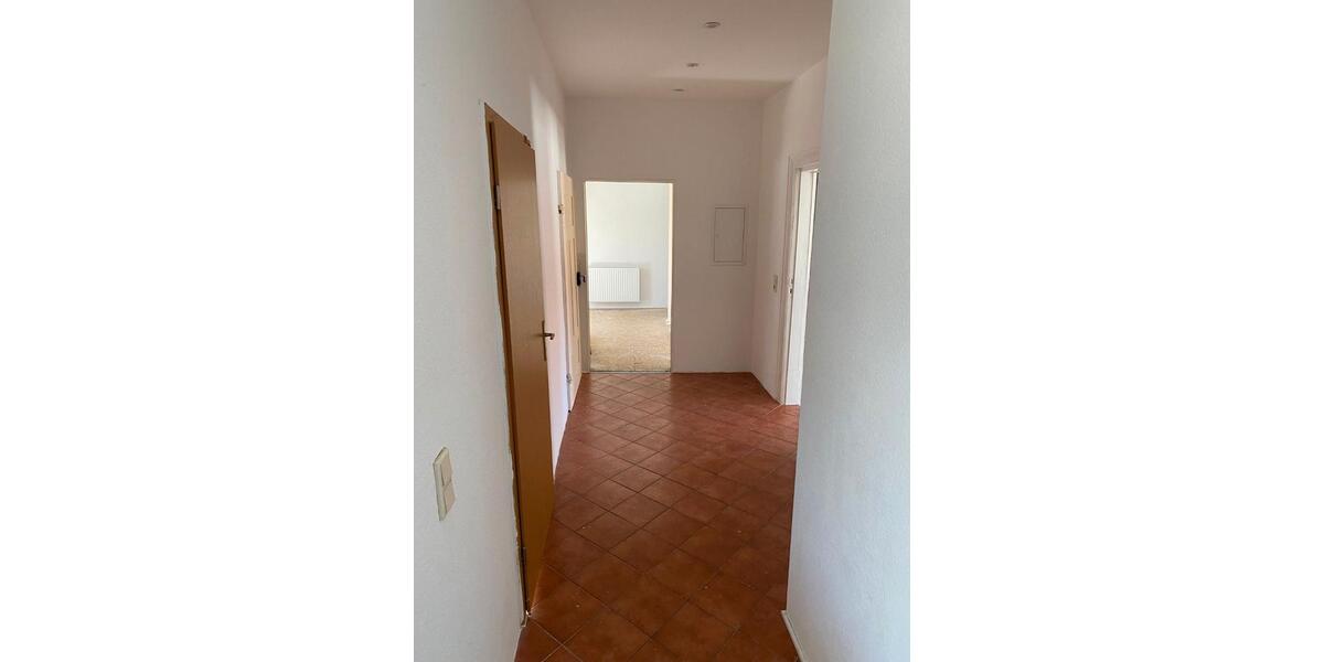 Dachgeschoßwohnung Aken (Elbe) - 5 Zimmer, 80 m&sup2;, 600&euro; | Angebot:26624020