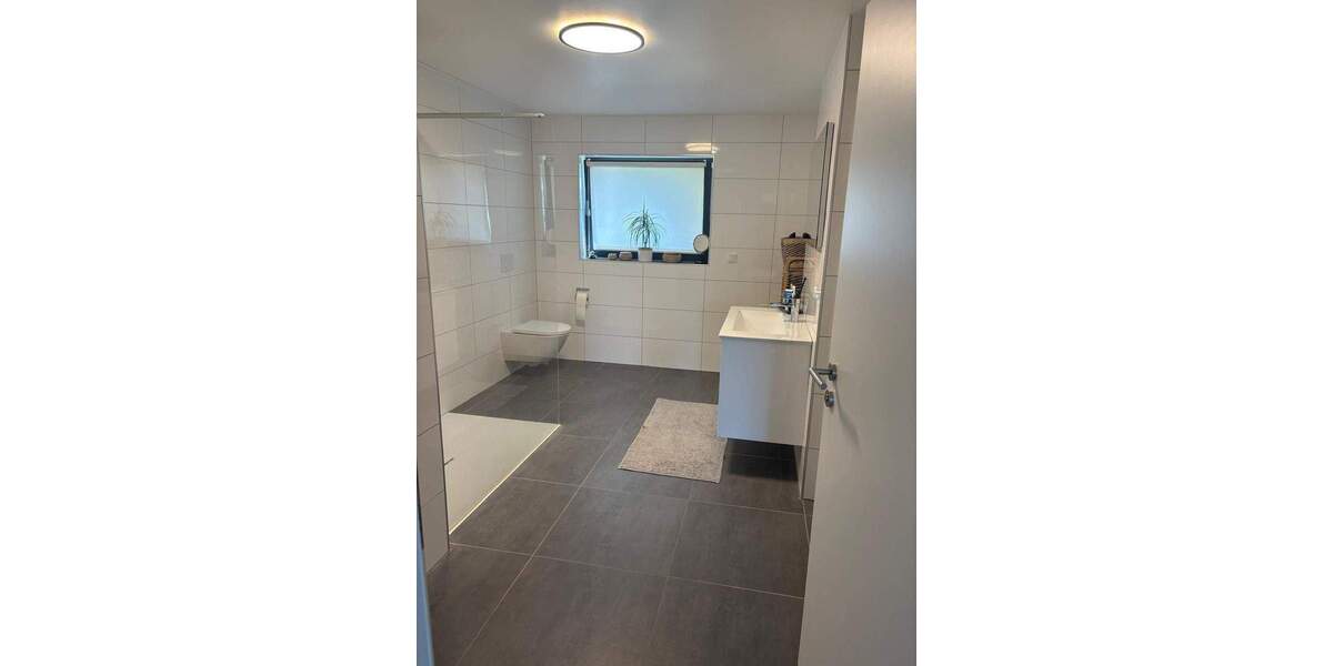 Etagenwohnung Friedrichsthal - 3 Zimmer, 85 m&sup2;, 1.000&euro; | Angebot:26107801