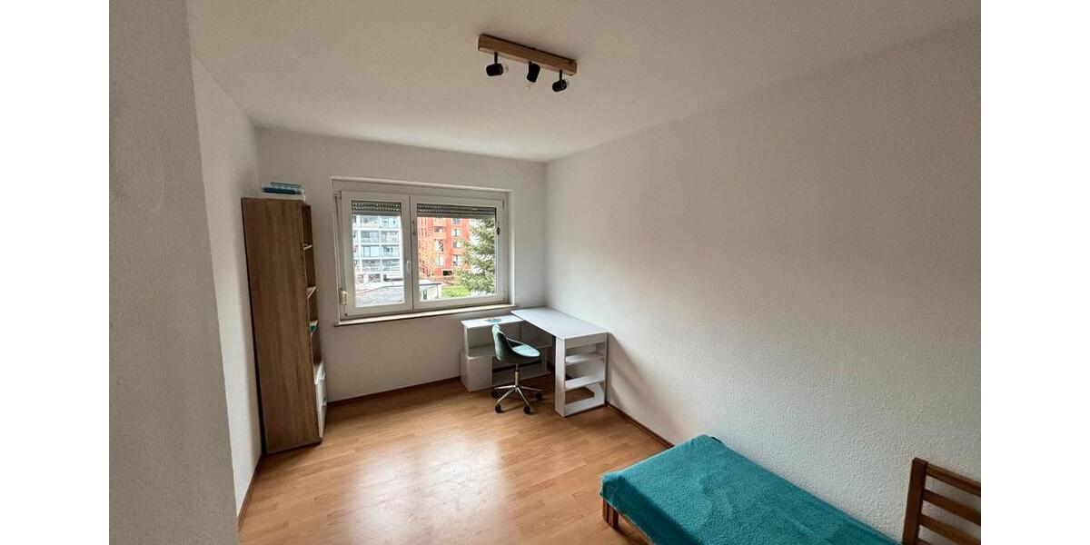 Etagenwohnung Neu-Ulm Ludwigsfeld - 3 Zimmer, 68 m&sup2;, 1.250&euro; | Angebot:26045123