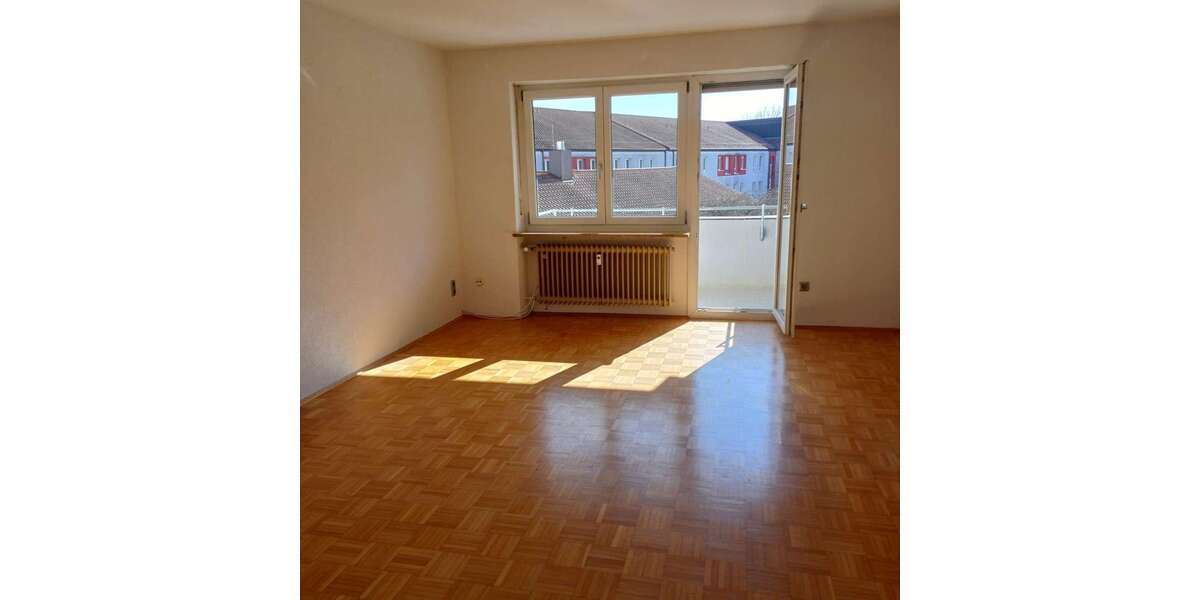 Etagenwohnung Weiden - 3 Zimmer, 68 m&sup2;, 783&euro; | Angebot:26808191