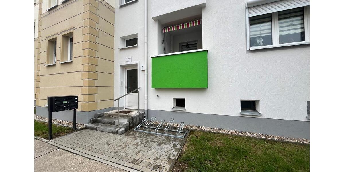 2-Raum-DG- Wohnung mitten in der Oscherslebener City! 2 zimmer