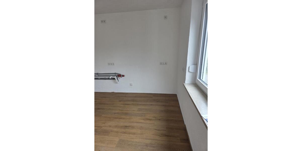 Erdgeschoßwohnung Mühldorf am Inn - 5 Zimmer, 120 m&sup2;, 1.250&euro; | Angebot:26561825