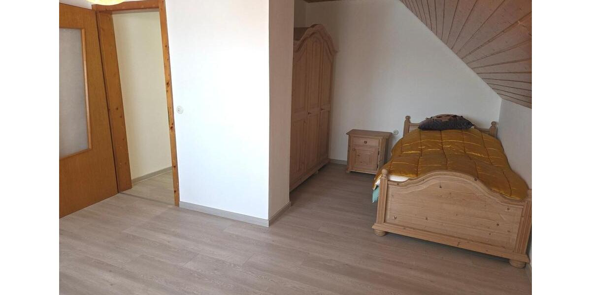 Doppelhaushälfte Beselich - 5 Zimmer, 150 m&sup2;, 1.100&euro; | Angebot:26411632