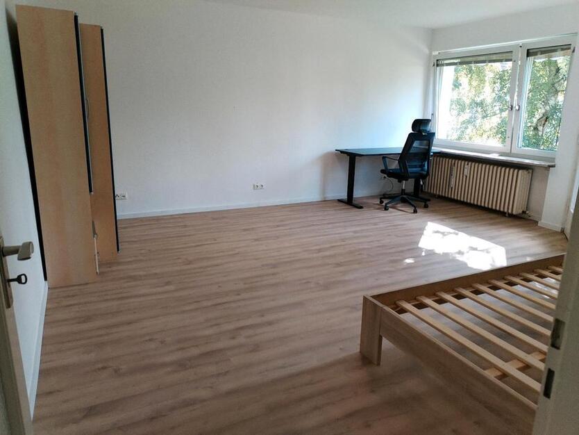 3 möbliertes WG Zimmer zu vermieten (WG neue Gründung)