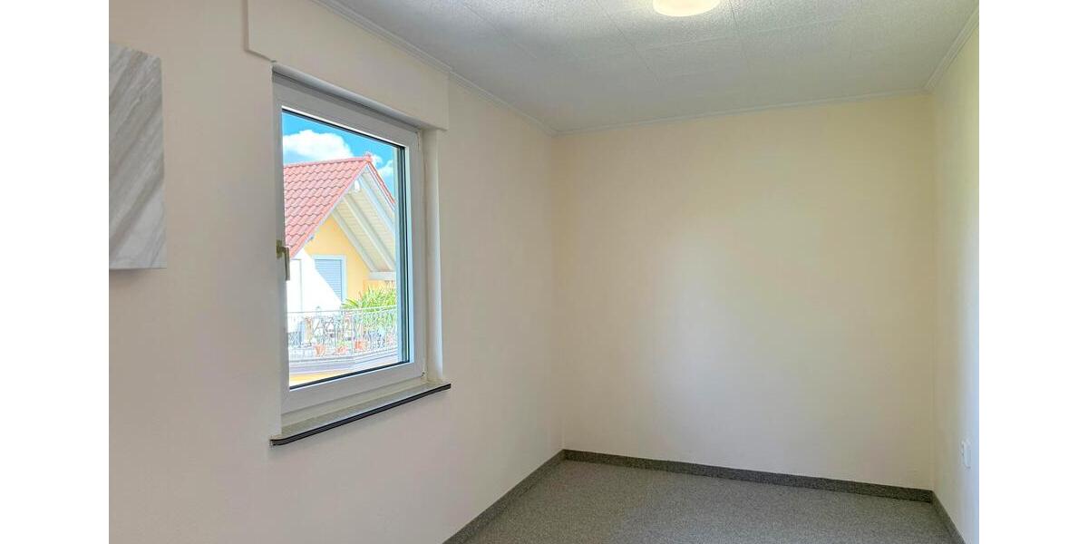 Frisch renoviert – Ihr neues Zuhause: 4-Zimmer-Wohnung mit Balkon 4 zimmer