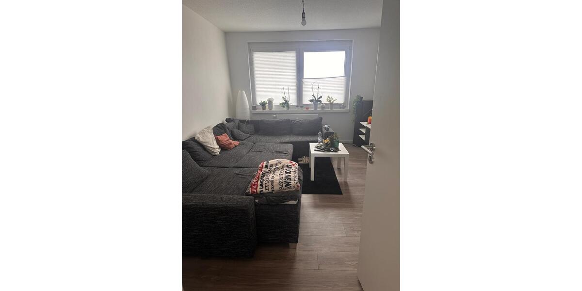 Etagenwohnung Greifswald - 3 Zimmer, 64 m&sup2;, 700&euro; | Angebot:25129219
