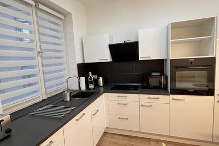 Möbliertes 2-Zimmer-Apartment, U1 & direkte Autobahnanbindung