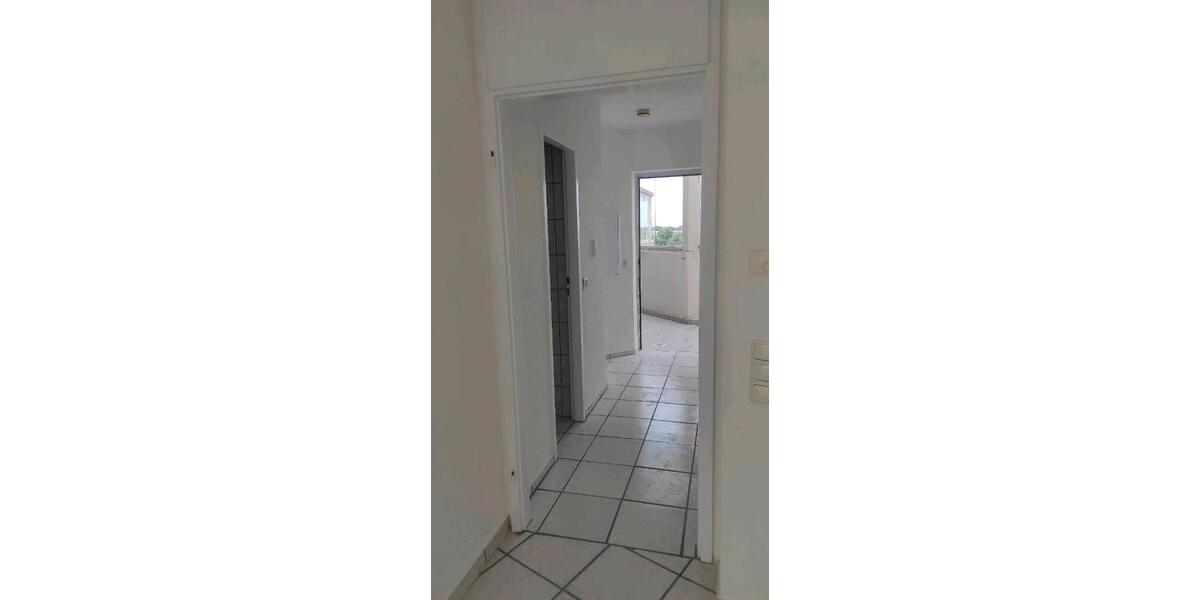 Dachgeschoßwohnung Jüchen - 2 Zimmer, 48 m&sup2;, 480&euro; | Angebot:26120975