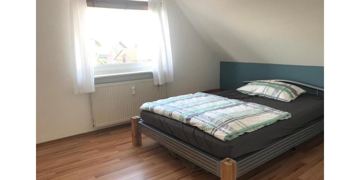 Dachgeschoßwohnung Langenselbold - 3 Zimmer, 76 m&sup2;, 820&euro; | Angebot:26640384