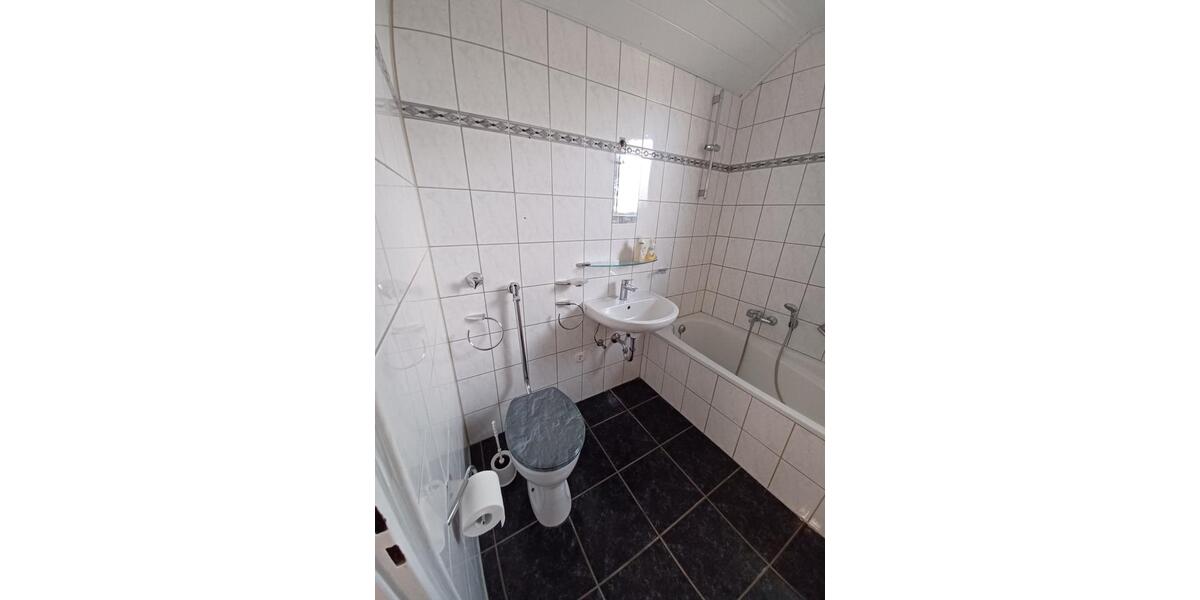 Erdgeschoßwohnung Grünstadt - 2 Zimmer, 76 m&sup2;, 795&euro; | Angebot:25308551