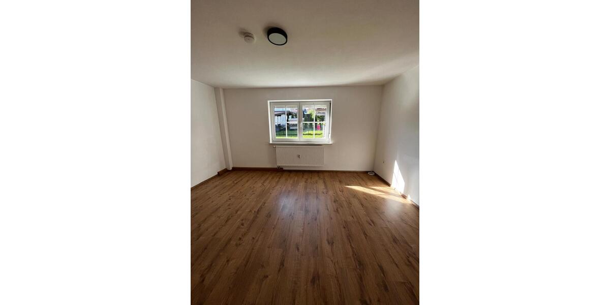 Etagenwohnung Kirchberg im Wald - 4 Zimmer, 120 m&sup2;, 900&euro; | Angebot:26019939
