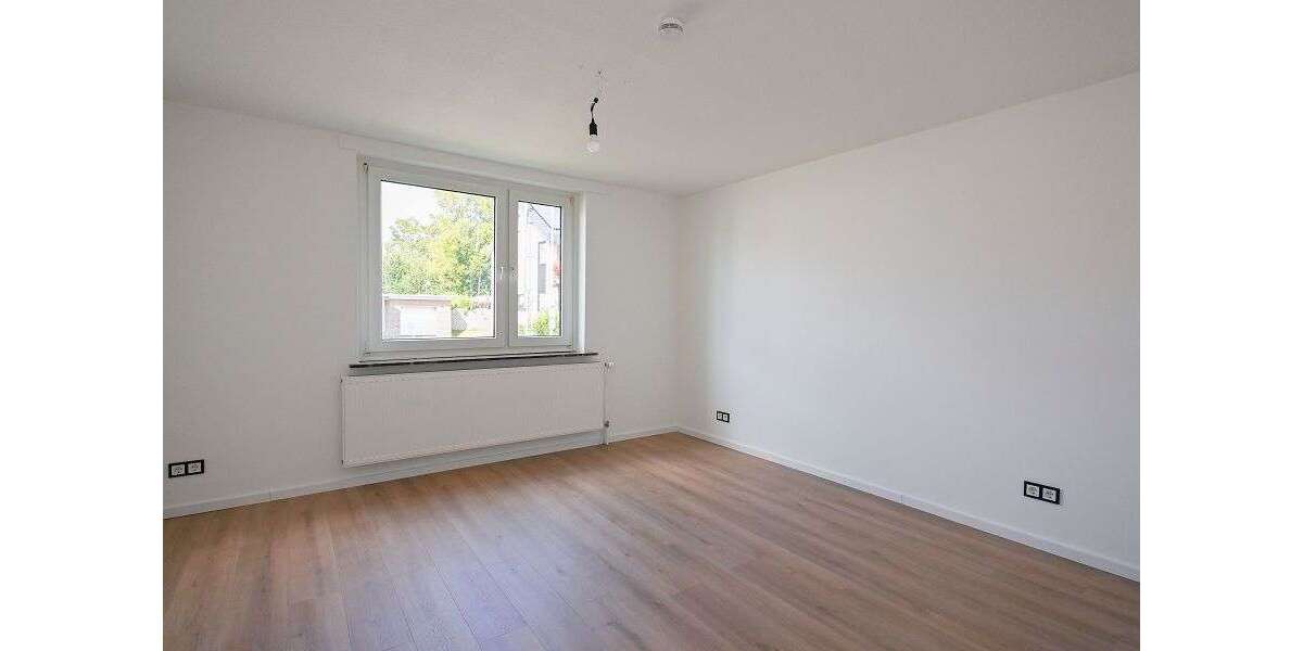 Etagenwohnung Enger - 3 Zimmer, 125 m&sup2;, 1.000&euro; | Angebot:27175800