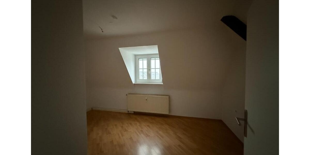 Dachgeschoßwohnung Haan - 2 Zimmer, 41 m&sup2;, 510&euro; | Angebot:25061902