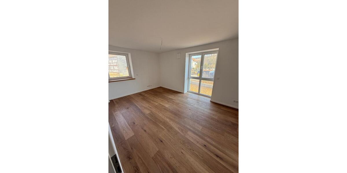 Etagenwohnung Spangenberg - 4 Zimmer, 136 m&sup2;, 1.340&euro; | Angebot:25806100