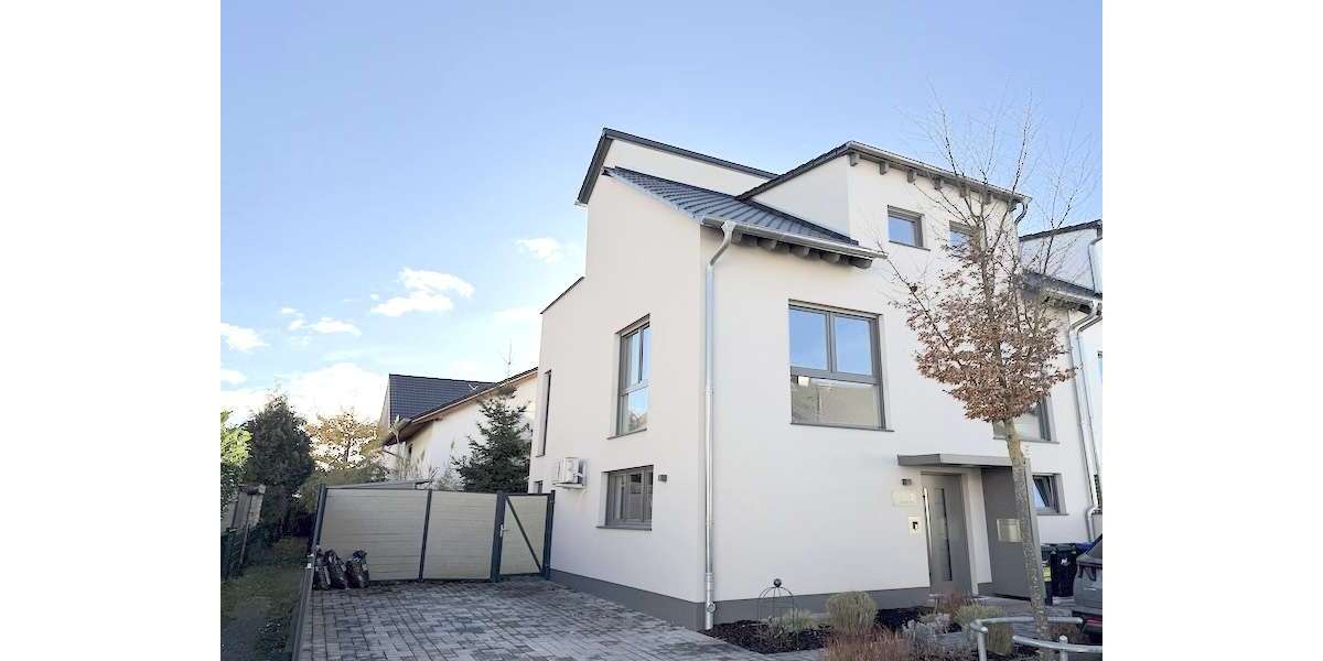 Einfamilienhaus Büttelborn - 5 Zimmer, 202 m&sup2;, 2.600&euro; | Angebot:26762023