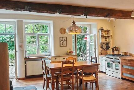 Haus Aachen Aachen-Mitte - 5 Zimmer, 180 m&sup2;, 2.100&euro; | Angebot:27615736