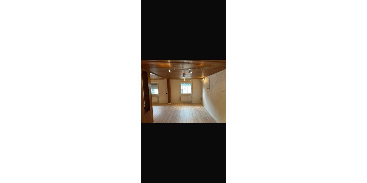 Etagenwohnung Zell im Wiesental - 3 Zimmer, 106 m&sup2;, 800&euro; | Angebot:26464822