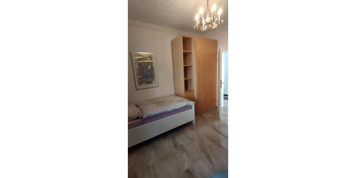 Wohnen auf Zeit Köln Mülheim - 3 Zimmer, 25 m&sup2;, 600&euro; | Angebot:25767912