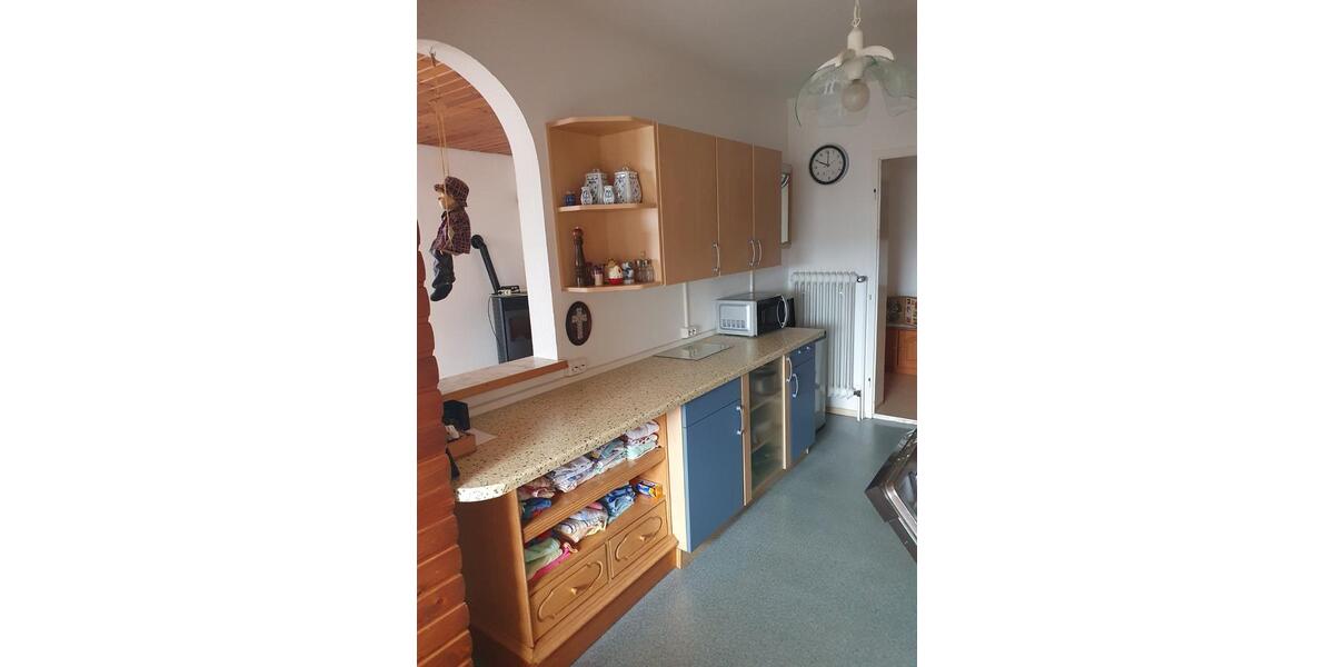 Etagenwohnung Pullenreuth - 3 Zimmer, 100 m&sup2;, 700&euro; | Angebot:25840266